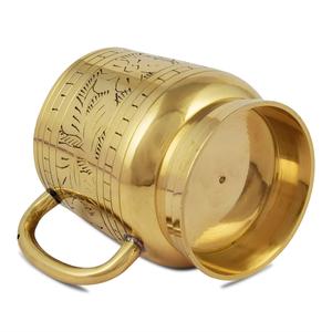 Tasse à boire en laiton plaqué or de conception impressionnante avec le dernier support élégant tasse artisanale de bonne qualité - Product Image 1