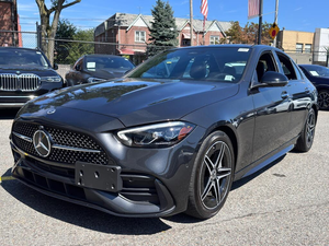 Classe C 2023 C 300 4MATIC Turbo AWD Sièges en cuir Faible kilométrage 601-700 km d'autonomie Batterie 110 kWh Prix Stock Prêt à être expédié - Product Image 3