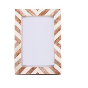 Marcos de fotos de estilo europeo, marcos de resina tallada para adornos de mesa, marcos de fotos de mano de obra Retro - Product Image 3