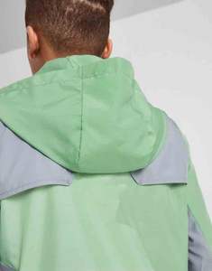 แจ็กเก็ตกันลมสะท้อนแสงทำจากโพลีเอสเตอร์สำหรับผู้ชายแจ็คเก็ตกีฬากลางแจ้งกันลมกันน้ำย้อนยุคแบบกำหนดเอง - Product Image 4