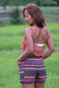 Pantalones cortos de gimnasio para mujer de talla grande, pantalones cortos de playa de verano con logotipo personalizado y bordado único, estilo Formal informal de alta moda - Product Image 4