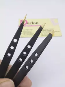 Vente en gros d'usine : Ensemble de pinces à épiler et de ciseaux à ressort en acier inoxydable, marque privée, pinces à épiler inclinées et pointues, ciseaux à sourcils - Product Image 4