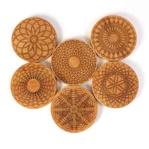 Sous-verres en bois d'acacia naturel de la meilleure qualité Porte-gobelet à thé en bois massif et Pot à boisson Style classique pour un usage domestique - Product Image 6