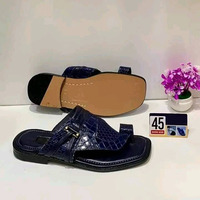 Pantoufles arabes en gros de haute qualité pour hommes sandales arabes saoudiennes Chappal arabe fait à la main en cuir hommes confortables chaussures pour hommes