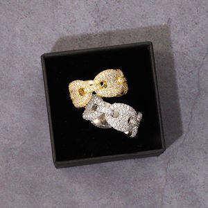 แหวนเพชรโมอิสซาไนต์ ผ่านการทดสอบเพชร คลาสสิก สำหรับการติดตั้งแบบ Prong Setting  ทำจากเงินแท้ 925 ชุบทอง แหวนคุณภาพดี - Product Image 5