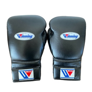 ถุงมือชกมวยสำหรับเล่นยิมสีดำทำจากหนังแท้ - Product Image 1