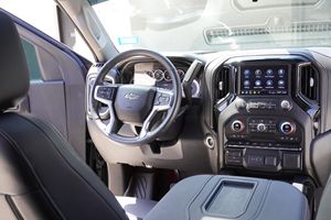 Vehículos Usados de Segunda Mano, Silverado 1500 LT 2020, Camioneta de Cabina Doble 4x4, 5.8 pies SB (5.3L 8 cilindros 8A), Lista para Envío Rápido - Product Image 2