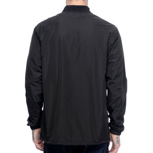 Chaqueta cortavientos Softshell con logotipo personalizado para senderismo, cuello alto con bolsillo sin costuras y decoración bordada, resistente al agua - Product Image 2