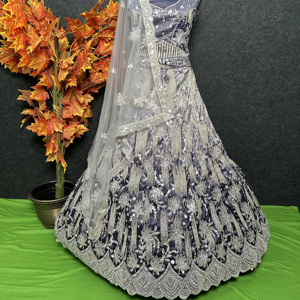 Diseñador Heavy bordado lentejuelas Zari Work Party Work Wear Lehenga con blusa Dupatta para Bodas de verano y eventos de celebración - Product Image 6