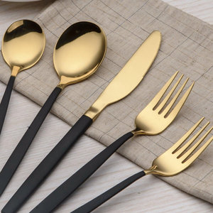 Tenedores de acero inoxidable chapados en oro con logotipo impreso personalizado de gran oferta para bodas y ocasiones especiales para restaurantes - Product Image 4