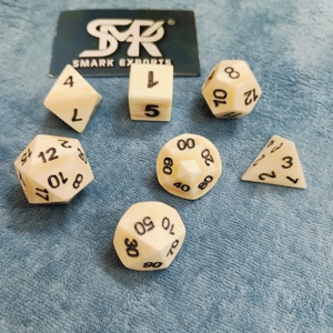 Jeu de dés de jeu authentiques en os de buffle Dés polyédriques polis blancs naturels pour jeux de rôle de table fantastiques - Product Image 6