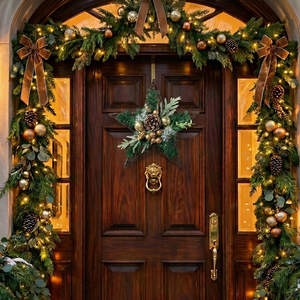 Decorazione Natalizia Artigianale Stella di Betlemme con Frutta Candita Bacche Rosse Rami di Pino Stile Festivo - Product Image 1