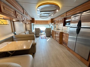 Vendedor Verificado de N-e-x-u-s Rv B-e-n-t-l-e-y 38B Usado de 2019, Listo para Viajar - Product Image 5