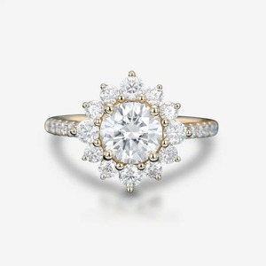 El exportador indio ofrece un anillo de diamante con inicial de nombre personalizado para el cumpleaños de la mujer, el Día de San Valentín, certificado IGCI, disponible a granel - Product Image 3