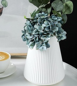 Ensemble de 2 vases à fleurs en fer côtier fantaisie - Product Image 2