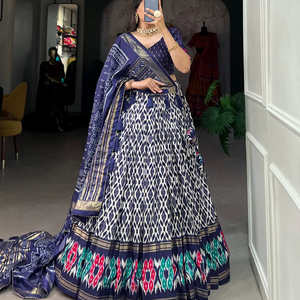 Tussar Silk and Diktat Print Foil Work cousu avec Can Can Navratri Collection - Product Image 1