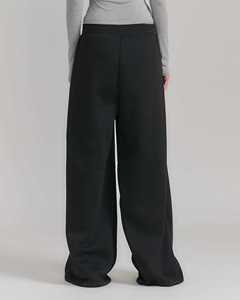 Pantalon de survêtement décontracté léger pour homme en mélange coton-polyester, coupe droite, jambe large, taille élastique, avec logo personnalisé imprimé, idéal pour l'automne - Product Image 4