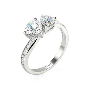 Bague de fiançailles en platine avec deux diamants taille émeraude par Jeulia - Product Image 2
