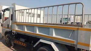 New/Used Isu zu NPR Tipper Manual Transmission Front <b>Wheel</b> Drive 4 Cylinders - Product Image 6