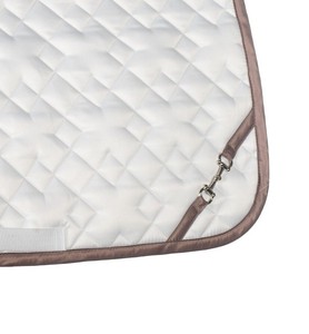 Manta de Silla de Montar de Tela Satén de Lujo, Hecha a Medida al por Mayor para Equipo Ecuestre Premium - Product Image 2