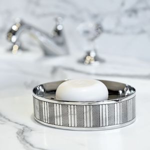 Porte-savon en laiton artistique pour l'amélioration de l'intérieur de la salle de bain avec des détails métalliques artisanaux - Product Image 2