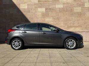 FORD FOCUS 2016 USADO, Volante a la Izquierda/Derecha - Product Image 6