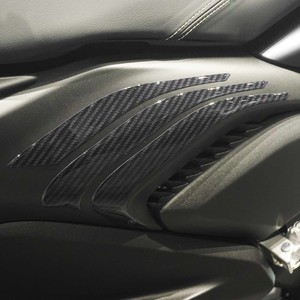 Adesivi 3D per Poggiapiedi Passeggero Compatibili con Yamaha Xmax 2023, Decalcomanie per Moto - Product Image 1
