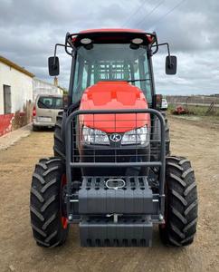 Tractor de Ruedas Kubota de 75HP con Componentes Principales para Uso Agrícola - Product Image 1