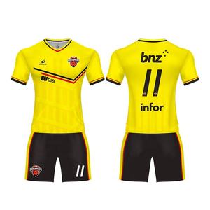 Maillot de football personnalisé unisexe avec logo imprimé par sublimation, respirant, à séchage rapide, antibactérien, écologique - Product Image 1