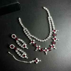 Bijoux de temple polonais or mat de créateur Ensembles de bijoux indiens Collier de pièces de monnaie Accessoires de bijoux Collier de temple pour femmes - Product Image 6