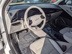 Vehículos Usados de Segunda Mano 2023 Niro EV Listos para Enviar - Product Image 2