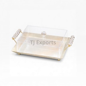 Servidor de Chocolate Acrílico Premium con Tapa Transparente y Base con Acabado Dorado para un Almacenamiento y Exhibición Elegante de Postres - Product Image 1