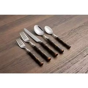 Couverts en acier inoxydable forgé mat or rose, couverts en métal cuivre pour hôtel, couteau, cuillère et fourchette - Product Image 4