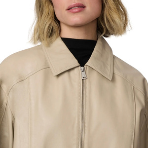 OEM ODM personalizado chaqueta de bombardero de cuero para hombre y mujer con logotipo bordado impresión moda Casual prendas de vestir exteriores proveedor - Product Image 3