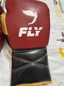 Fabrication en usine, gants de boxe en cuir durables, gants de boxe thaïlandaise personnalisés, gants d'entraînement et de combat - Product Image 3