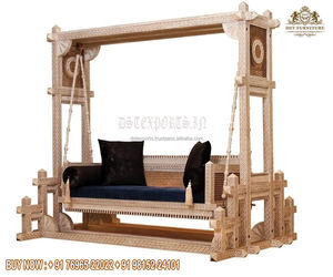 Columpio con acabado de nogal de aspecto moderno para el hogar, Columpio de madera de teca hecho a mano para vestíbulo, Columpio de madera de teca brillante para sala de estar de EE. UU. - Product Image 3