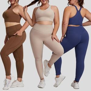 Conjunto de Yoga de 2 piezas sólido de talla grande de alta calidad OEM para mujer 100% algodón ropa activa para gimnasio Fitness - Product Image 1