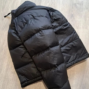 Chaqueta acolchada de invierno para hombre North-Face 2025, negra de alta calidad con cuello levantado y logotipo frontal para mantener el calor - Product Image 5