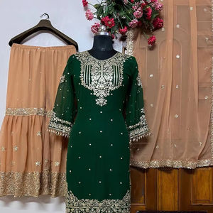 Top de trabajo de secuencia bordada de Georgette pesada con diseño de fiesta de diseñador, manga completa con borlas y conjunto de Palazzo y Dupatta - Product Image 1