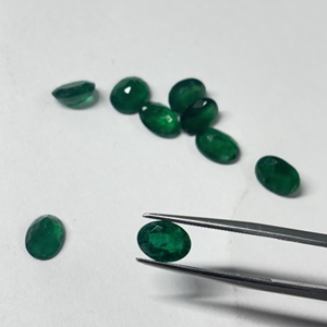 Esmeralda Zambiana Natural, Forma Ovalada, Facetada, Verde, Gema Suelta para Joyería, Preciosa, Certificada, de 2x4 mm a 8x10 mm - Product Image 3