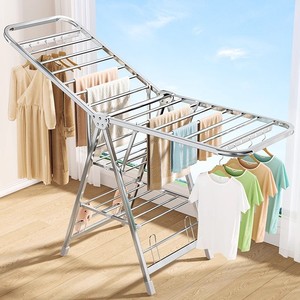 Étendoir en métal pliable d'intérieur simple pour les couettes et les serviettes de pantalon Conception en acier inoxydable pour une utilisation au balcon - Product Image 1