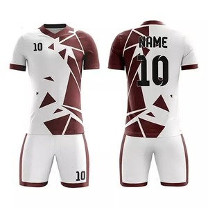 Vente chaude plaine Football maillots ensemble Logo personnalisé mode Football chemises 100% Polyester confortable Football uniforme porter - Product Image 2