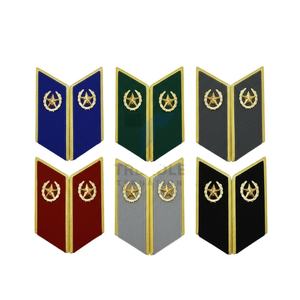 Badge personnalisé OEM à épingler avec broderie en fil d'or, feutre non tissé, épingle de sûreté en PVC souple, écologique, pour vêtements, taille personnalisée - Product Image 1