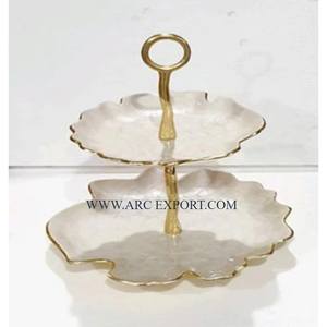Prime New Look Fiestas de cumpleaños Cake Display Stand Gold Beaded Design Border White Powder Coated Table Ware Metal Cake Stand - Product Image 2
