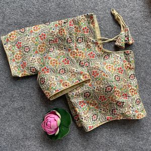 Blusa de algodón y seda de primera calidad, lista para usar, con estampado digital floral y trabajo aari para adultos - Product Image 2