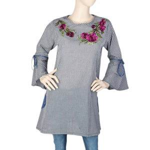 Blusa a Cuadros Bordada para Mujer - Blanco y Negro - Product Image 1