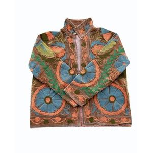 Chaqueta de Mujer con Bordado Suzani, Reversible, Acolchada, de Cuero, con Logotipo Personalizable, Estilo Varsity-Boho, Corta, para Otoño y Primavera - Product Image 1
