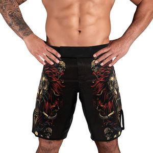 Shorts de Muay Thai sur mesure de haute qualité, design élégant et tendance, shorts MMA confortables pour hommes, personnalisables. - Product Image 3