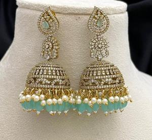 ทองโบราณมรดกราชวงศ์ kundan jhumkas ต่างหูมุกน้ำตกในทองเหลืองสำหรับงานแต่งงานของผู้หญิงและของขวัญ - Product Image 4