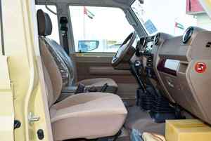 TOYOTA Land-Cruiser USADA RECIENTEMENTE, CAMIONETA DOBLE CABINA - Product Image 6